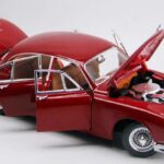 BBURAGO JAGUAR MARK II 1959 CZERWONY 1:18
