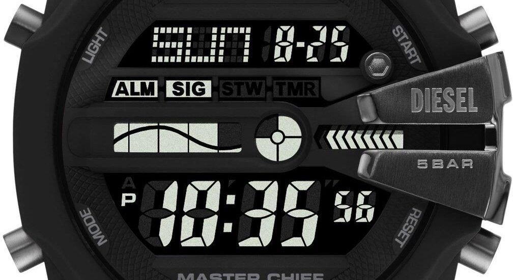 Diesel MASTER CHIEF DZ2158