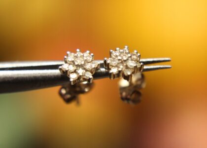 Kolczyki złote diamenty 0.26ct certyfikat