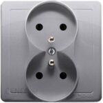 Kontakt Simon Basic Gniazdo Podwójne Z Uziemieniem 2X Z Przesłonami Torów Prądowych Zaciski Śrubowe Stal Inox [10] [Monoblok Kompletne] (BMGZ2Z21)