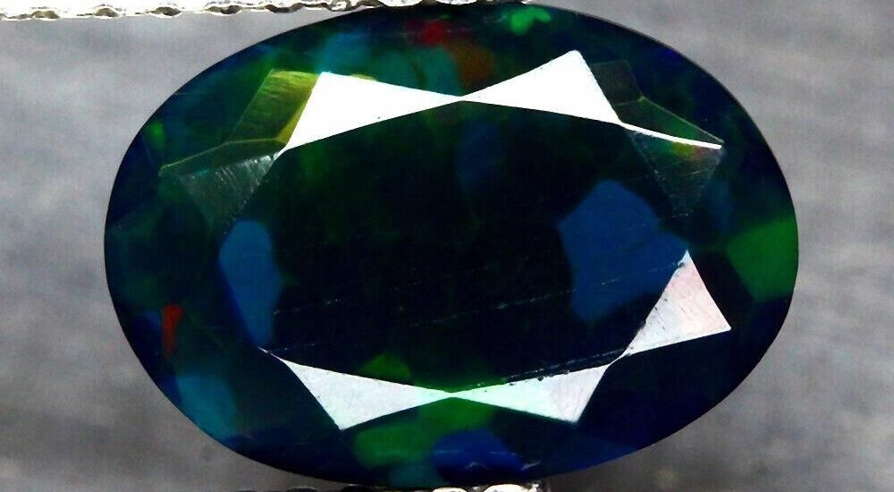 Opal czarny kamień naturalny 1.02ct