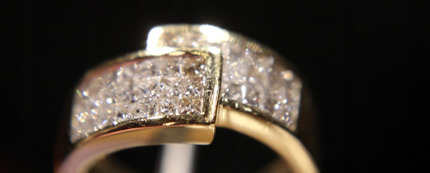 Pierścionek złoty diamenty 1.08ct r 11 certyfikat
