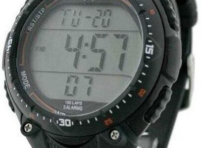 Q&Q M010001