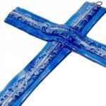 Szklany krzyż na ścianę ciemnoniebieski ze szkła warstwowego
